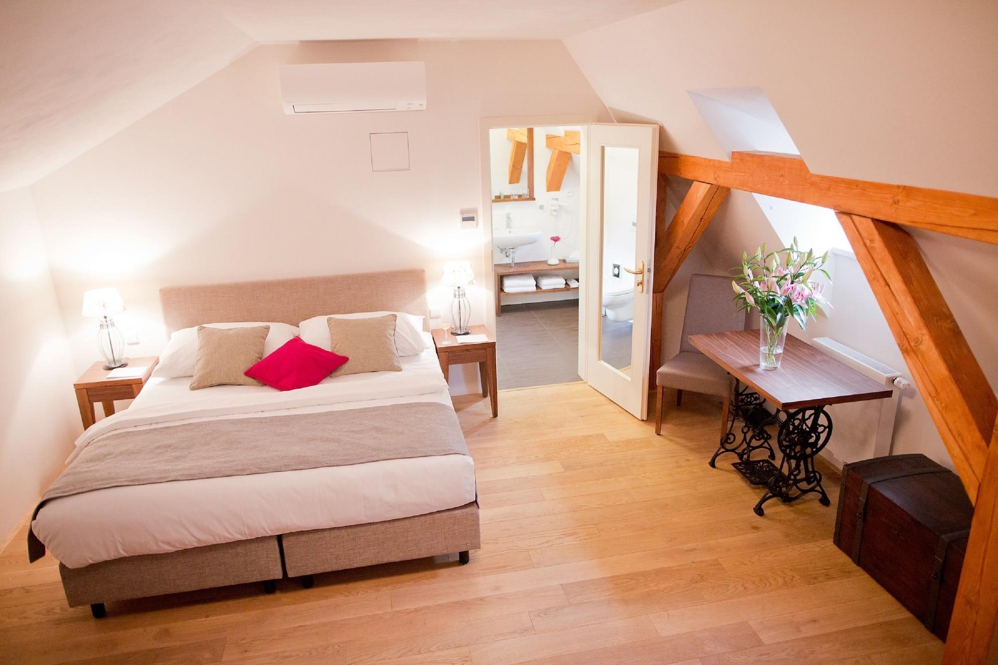 Hotel Golden Key Prague Castle מראה חיצוני תמונה