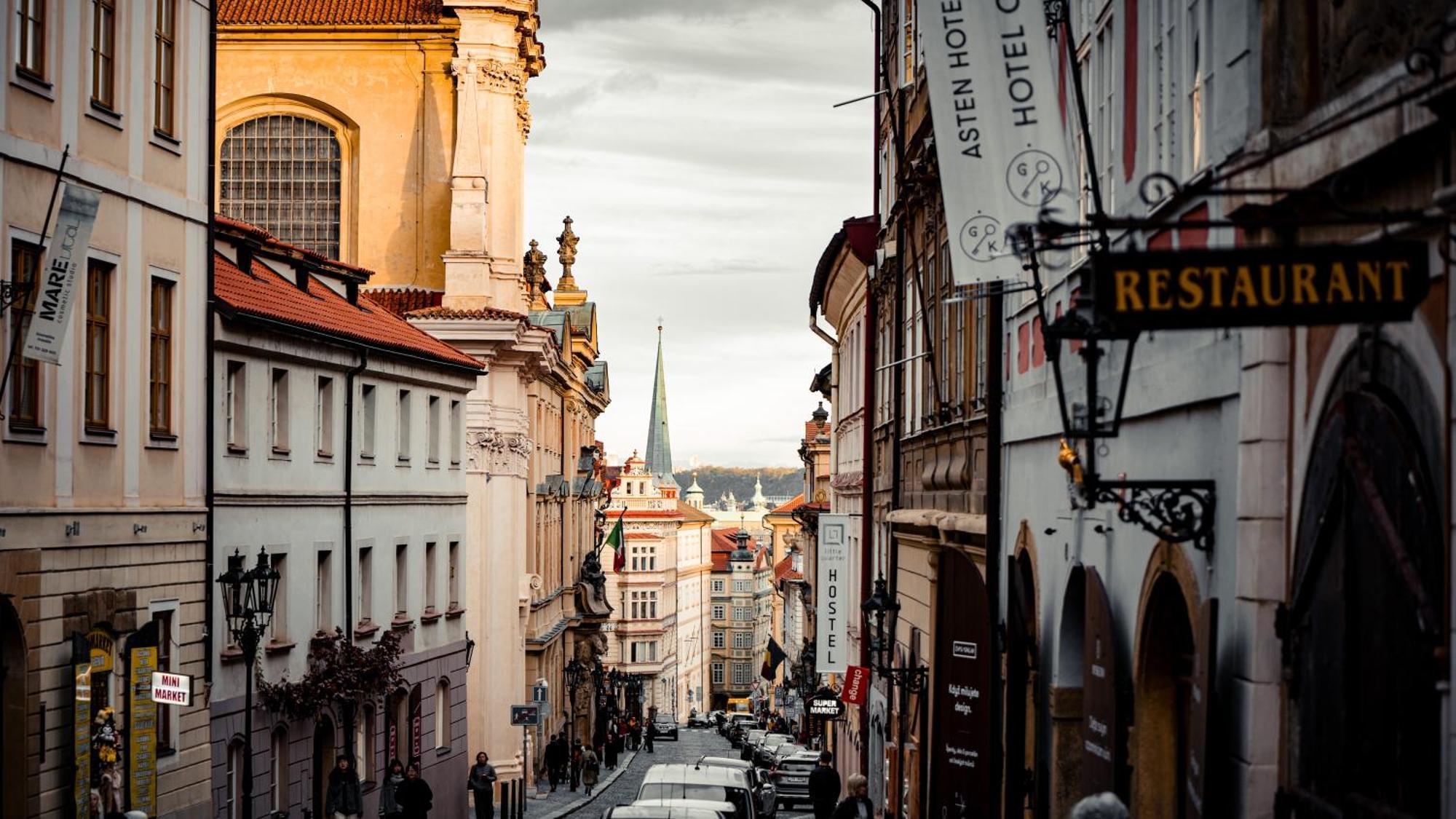 Hotel Golden Key Prague Castle מראה חיצוני תמונה