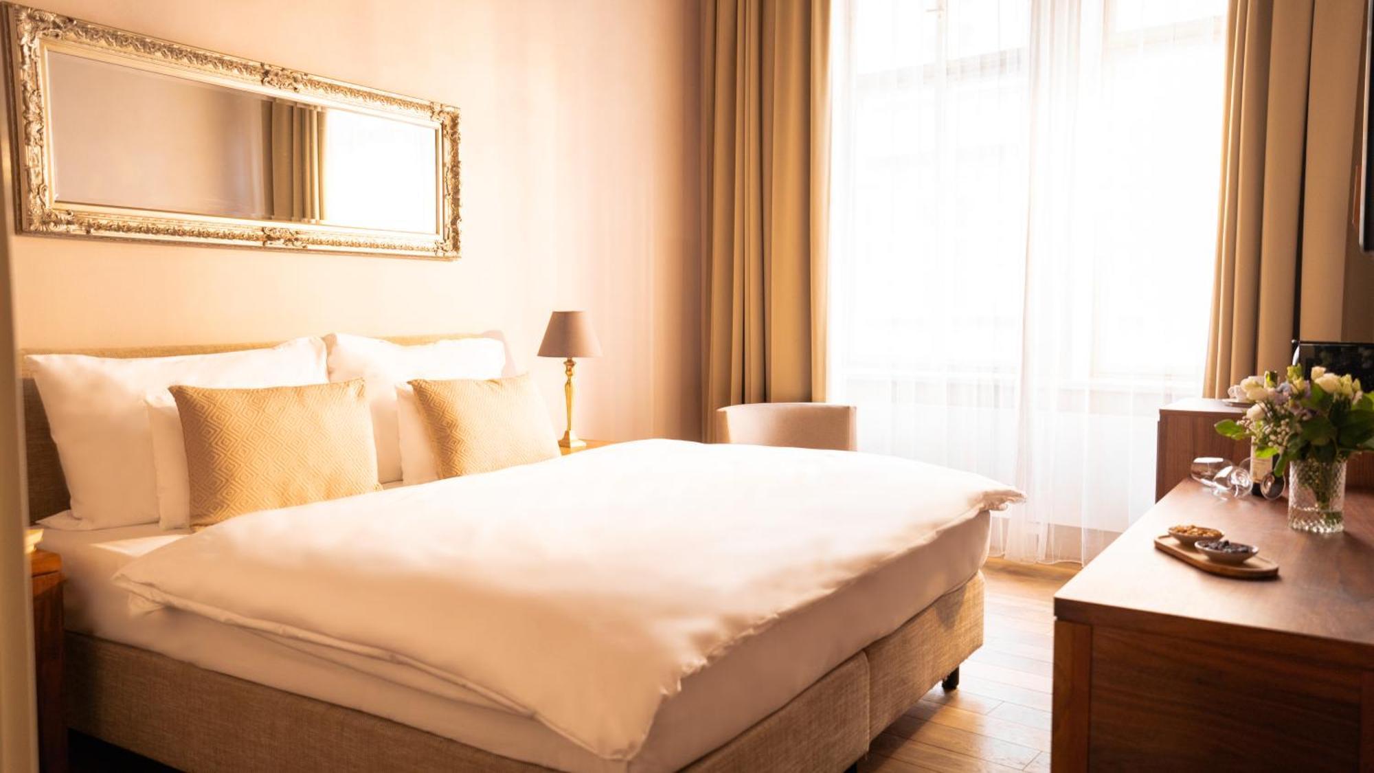 Hotel Golden Key Prague Castle מראה חיצוני תמונה